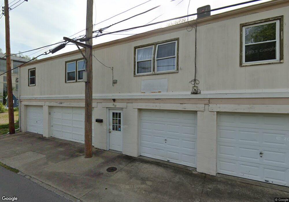 513 Lewis St, Frankfort, KY 40601 - photo 1