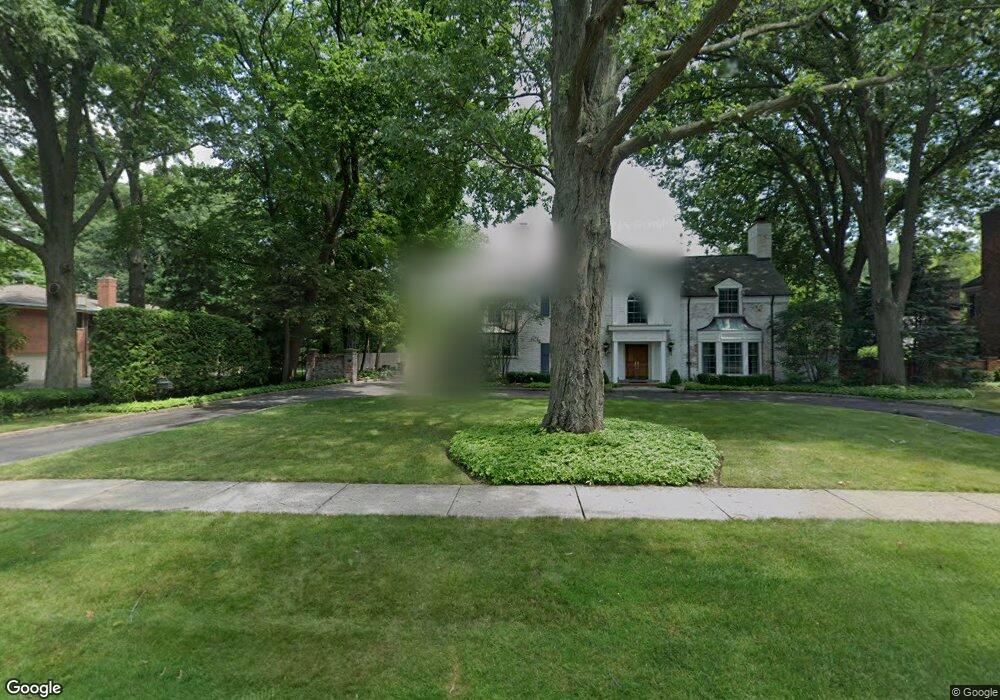 214 Cloverly Rd, Grosse Pointe Farms, MI 48236 - photo 1