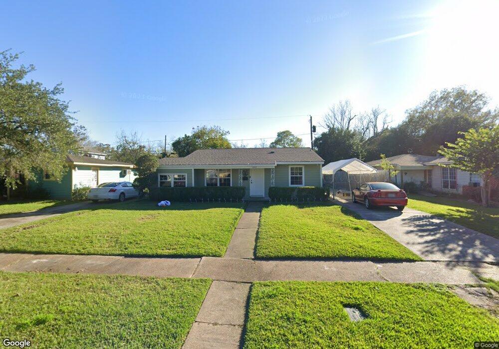 7502 Moline St, Houston, TX 77087 - photo 1