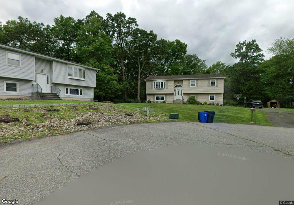 36 Whispering Ct, Bardonia, NY 10954 - photo 1