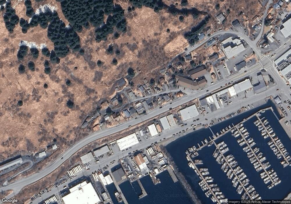 318 W Rezanof Dr, Kodiak, AK 99615 - photo 1