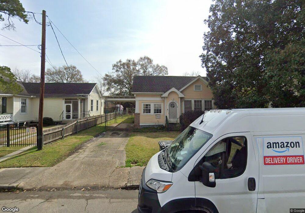 503 Julia St, New Iberia, LA 70560 - photo 1