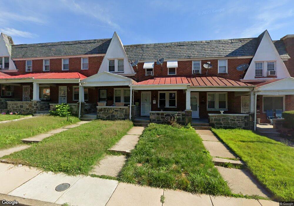 3704 Woodridge Rd, Baltimore, MD 21229 - photo 1