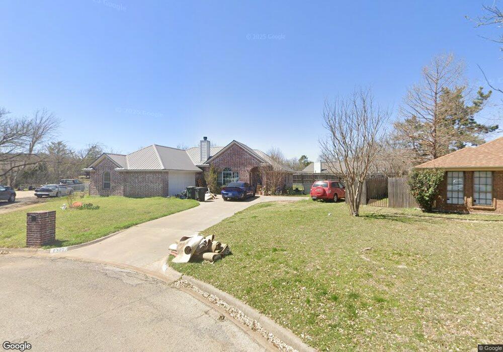 1312 Cindy Ct, Cleburne, TX 76033 - photo 1