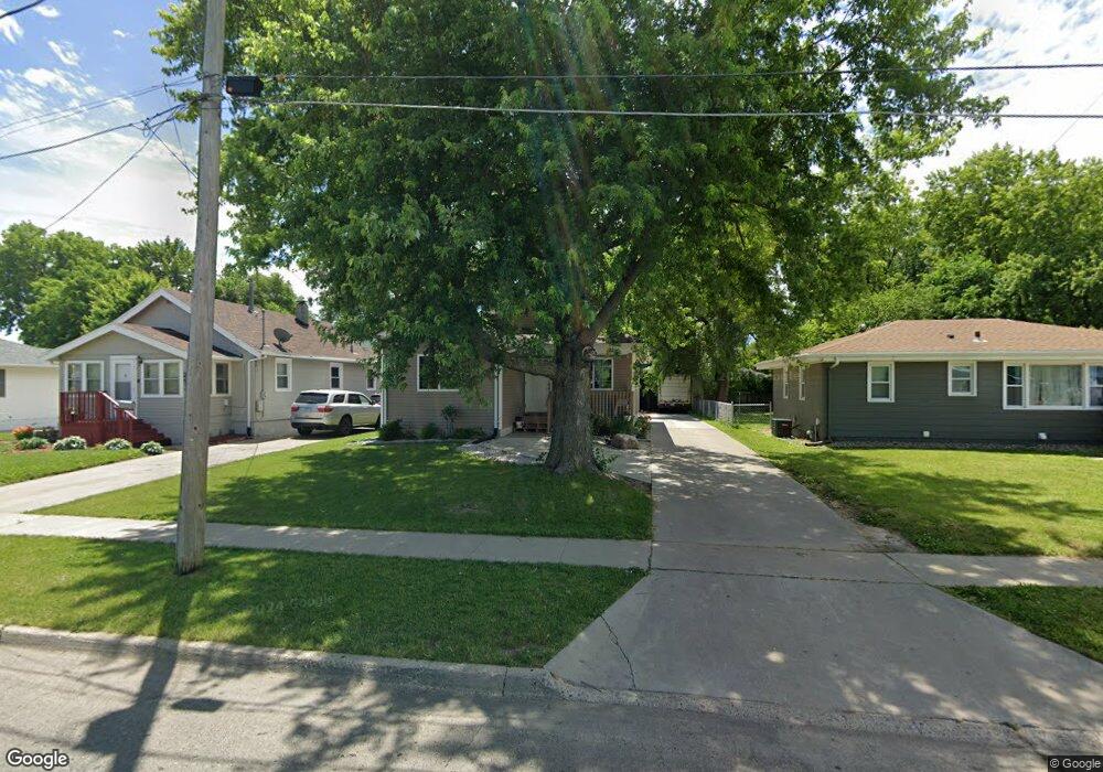 2935 Walker St, Des Moines, IA 50317 - photo 1