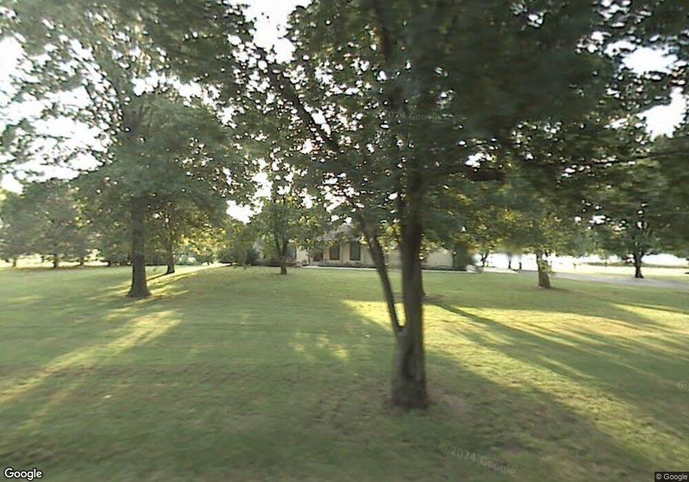 2920 SW Santa fe Cir, Topeka, KS 66614 - photo 1