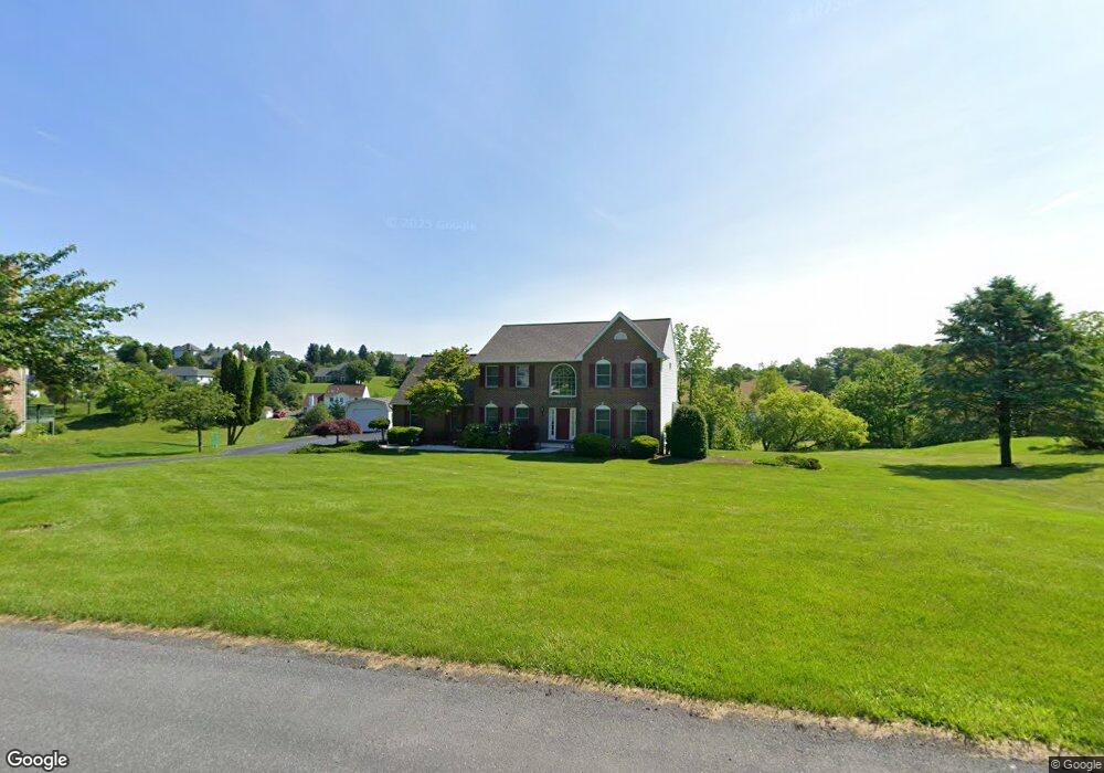 4764 York Dr, Orefield, PA 18069 - photo 1