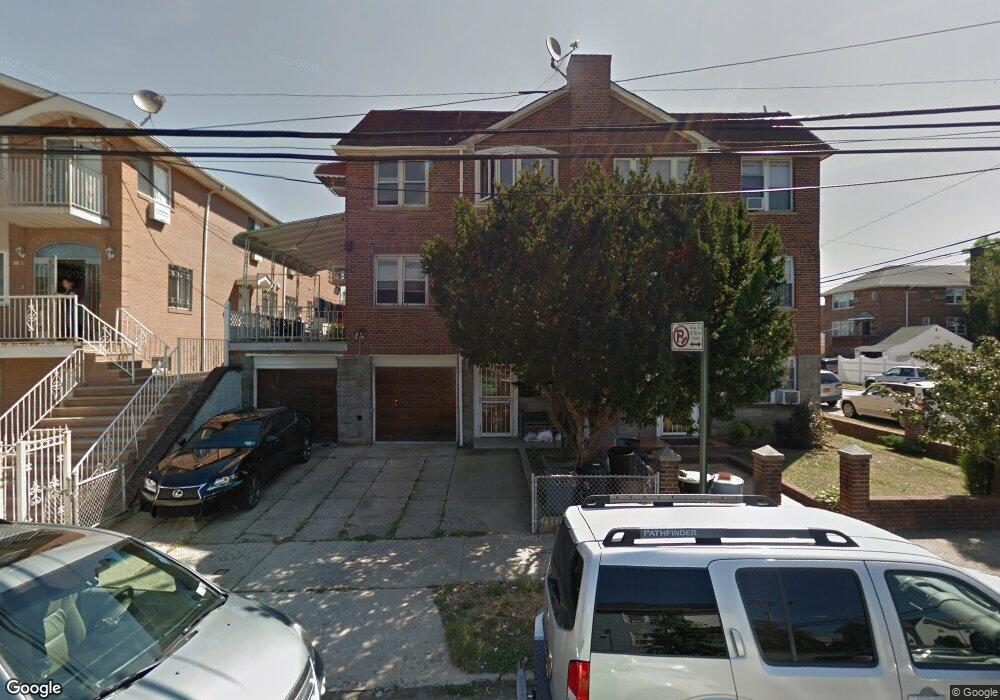 5817 138th St, Flushing, NY 11355 - photo 1