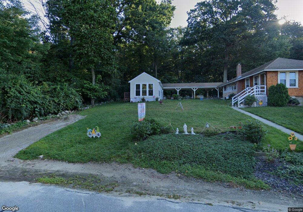 16 Taft Ave, Mendon, MA 01756 - photo 1