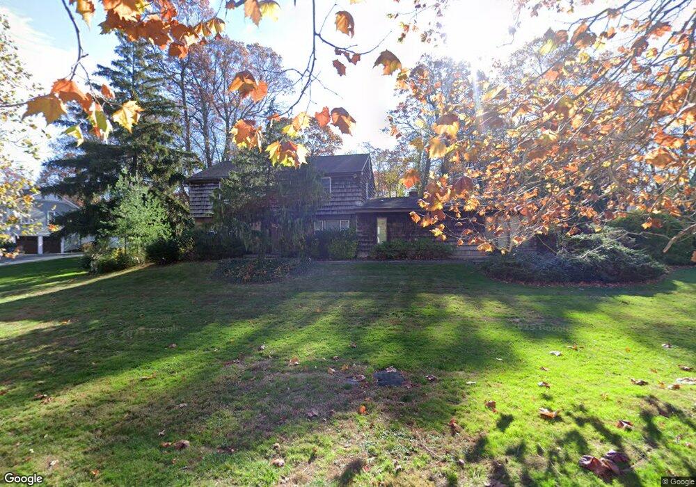 37 Rustic Gate Ln, Dix Hills, NY 11746 - photo 1