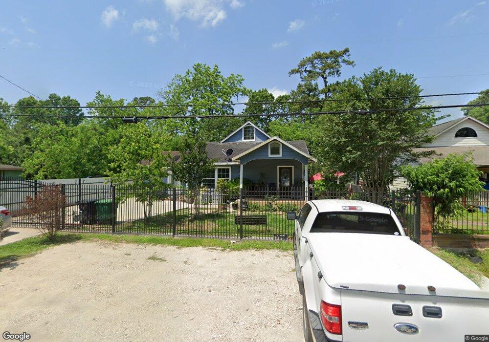 8823 Grady St, Houston, TX 77016 - photo 1