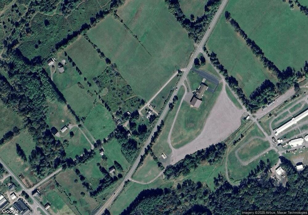 520 Park Rd, Dallas, PA 18612 - photo 1