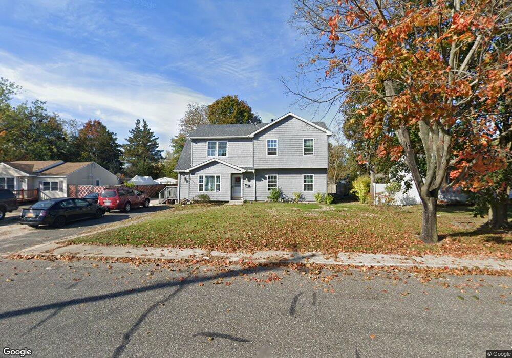 2704 Connecticut Ave, Medford, NY 11763 - photo 1