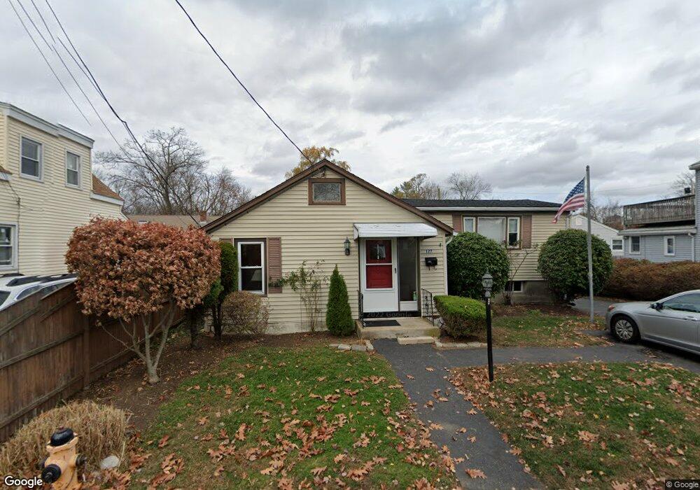 127 Hardy Pond Rd, Waltham, MA 02451 - photo 1