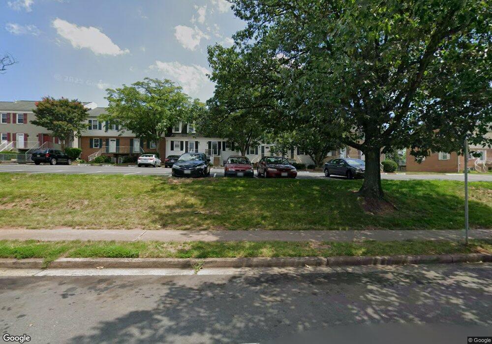 14477 Saint Germain Dr, Centreville, VA 20121 - photo 1