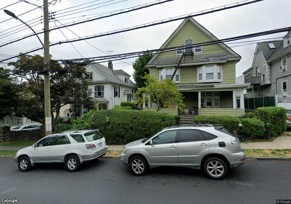 720 Palisade Ave, Yonkers, NY 10703 - photo 1