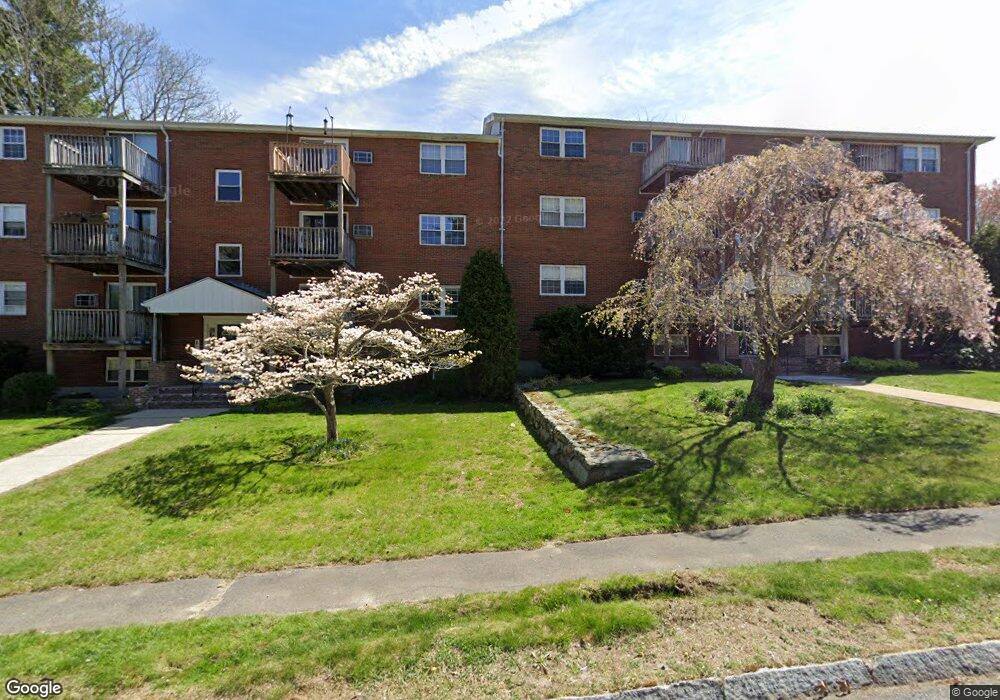 54 Burnap Rd unit 5, Holliston, MA 01746 - photo 1