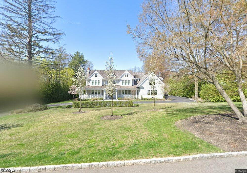 7 Bridle Path E, Port Washington, NY 11050 - photo 1