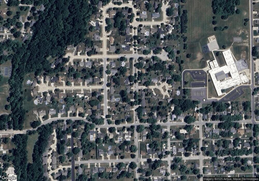 511 Greenbriar Blvd, Auburn, IN 46706 - photo 1