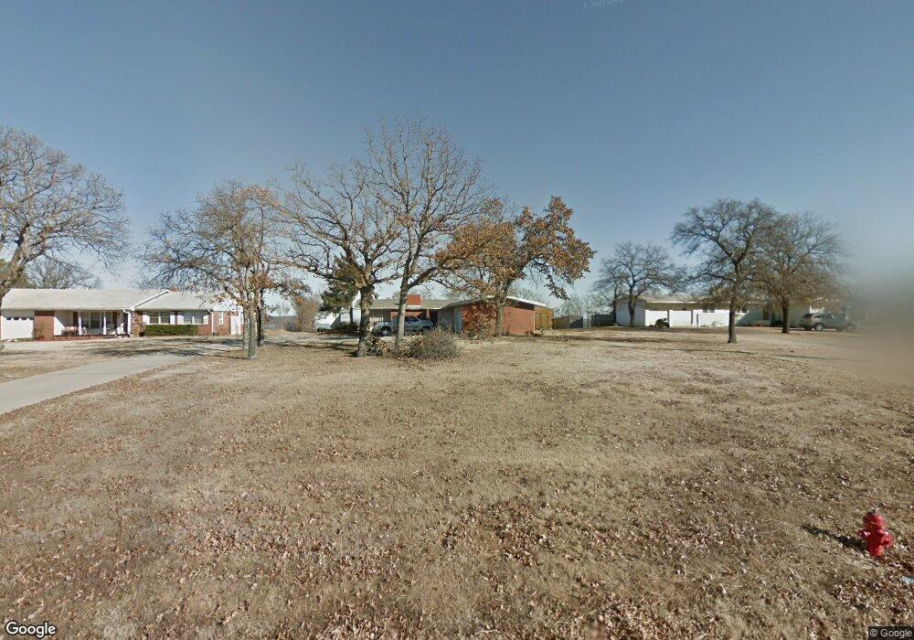 1402 NE 3rd St, Henryetta, OK 74437 - photo 1