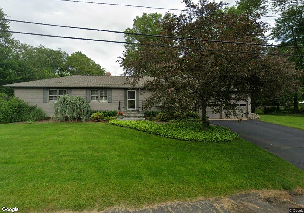 841 Columbia St, Orange, CT 06477 - photo 1