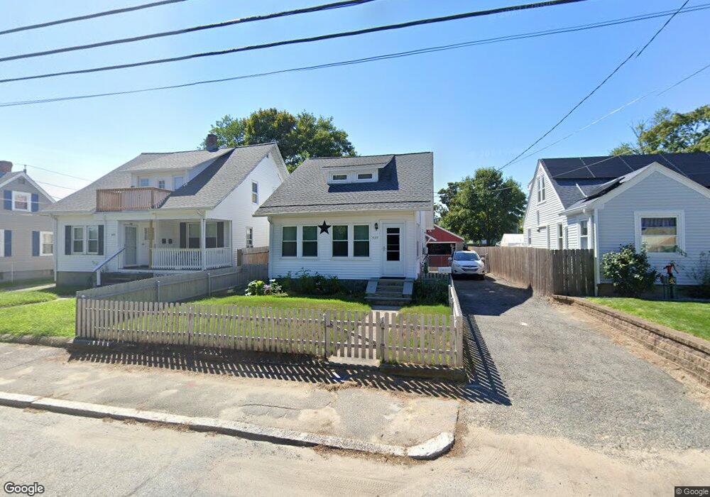 539 Bullocks Point Ave, Riverside, RI 02915 - photo 1