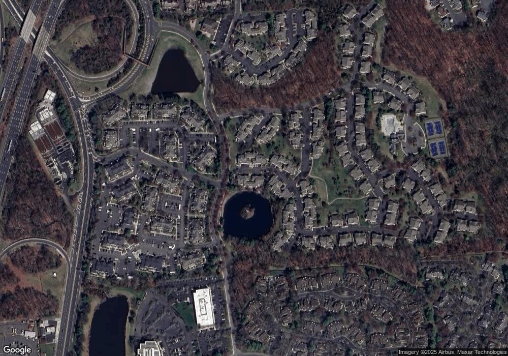 11 High Pond Ln unit 511, Bedminster, NJ 07921 - photo 1