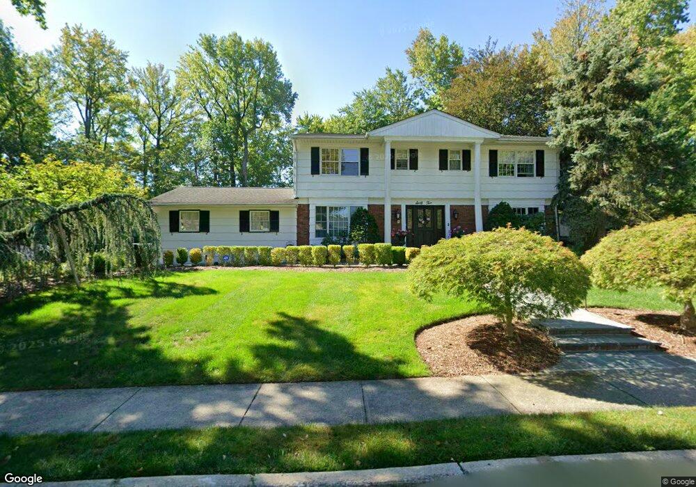 62 Brown Cir, Paramus, NJ 07652 - photo 1