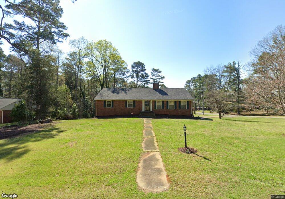 813 Woodland Dr, Siler City, NC 27344 - photo 1