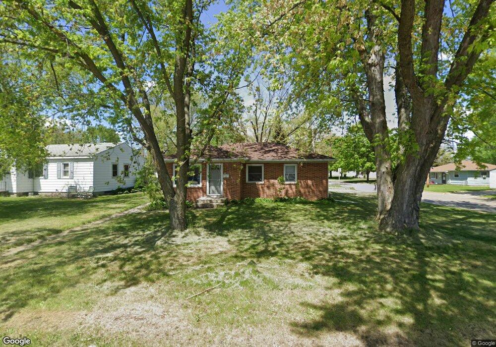 1700 Sager Ave, Waterloo, IA 50701 - photo 1