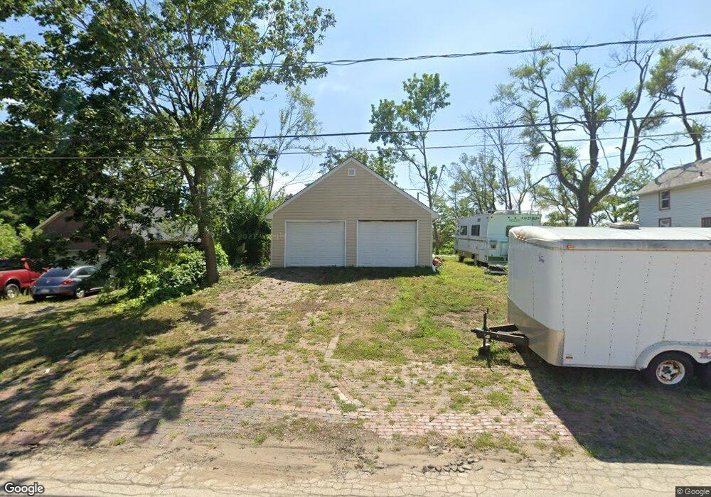 916 Wilson Ave SW, Cedar Rapids, IA 52404 - photo 1