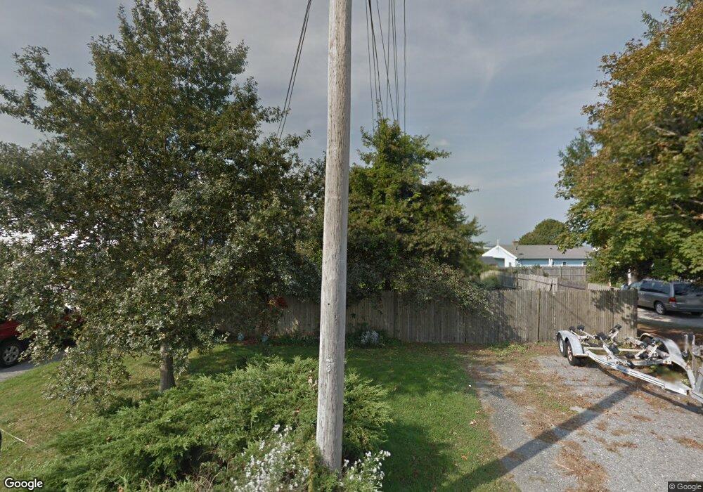 488 Green End Ave, Middletown, RI 02842 - photo 1