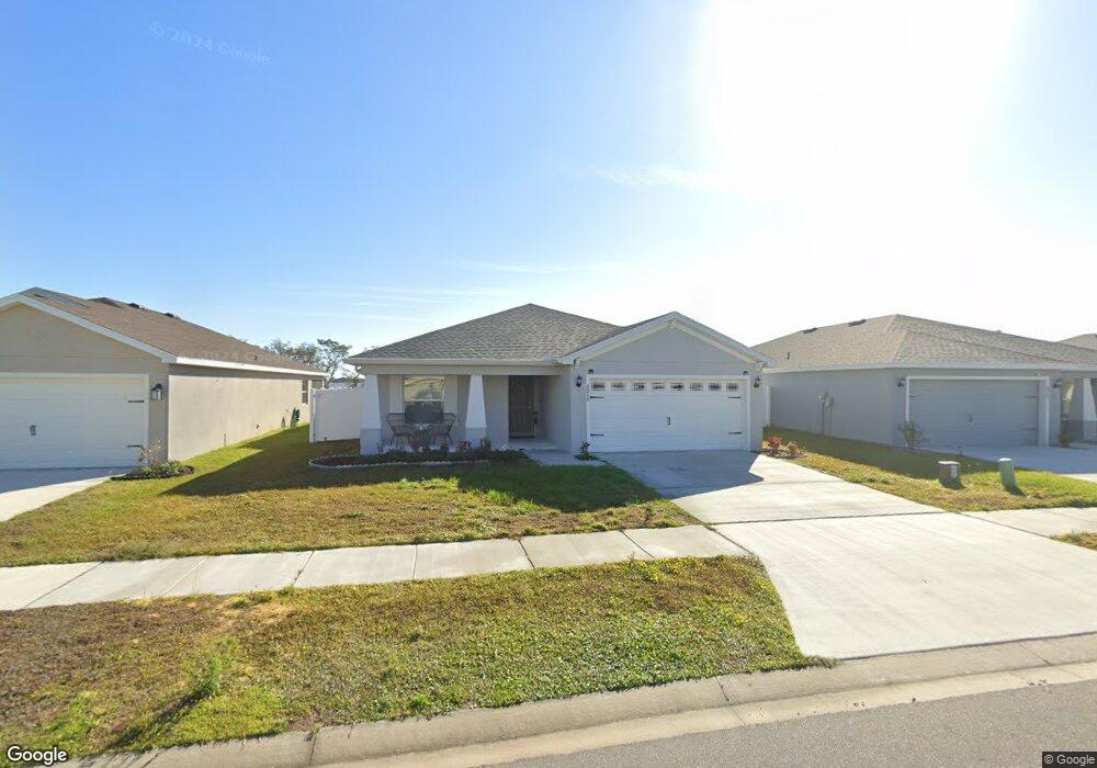 6910 Hanworth Ln, Zephyrhills, FL 33541 - photo 1