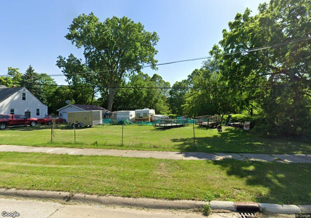 4401 Milton Dr, Flint, MI 48507 - photo 1