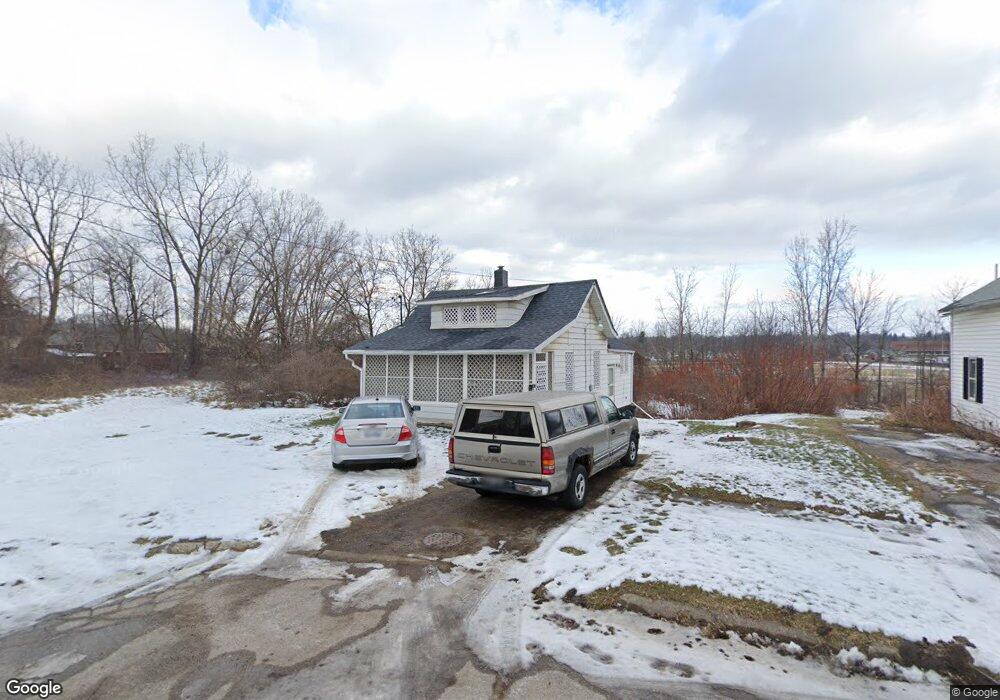 2236 W Kearsley St, Flint, MI 48503 - photo 1