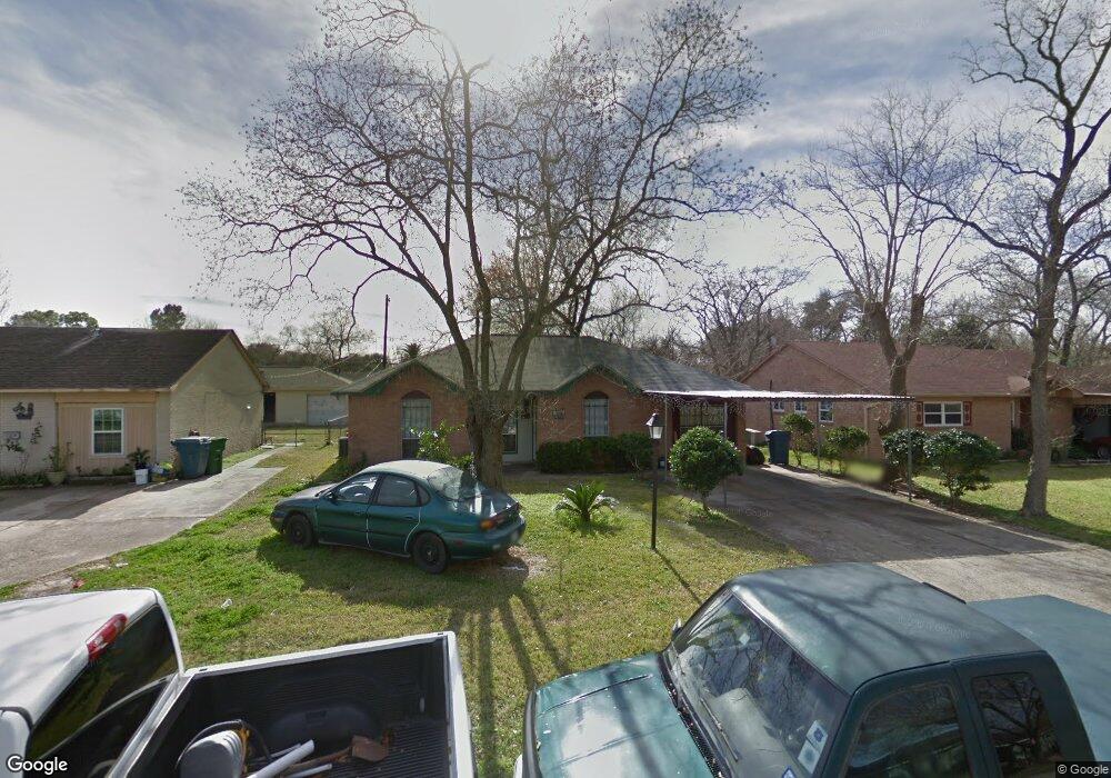 5621 Arthington St, Houston, TX 77053 - photo 1