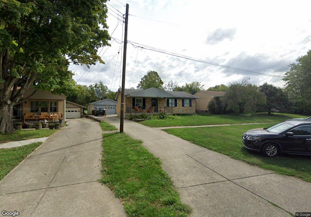 9015 Cinderella Ln, Louisville, KY 40229 - photo 1