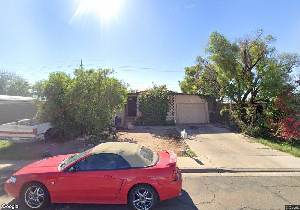 322 S Winterhaven, Mesa, AZ 85204 - photo 1