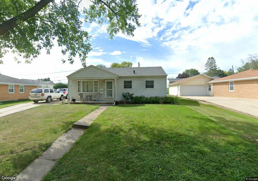 1018 Sheerer Ave, Waterloo, IA 50701 - photo 1