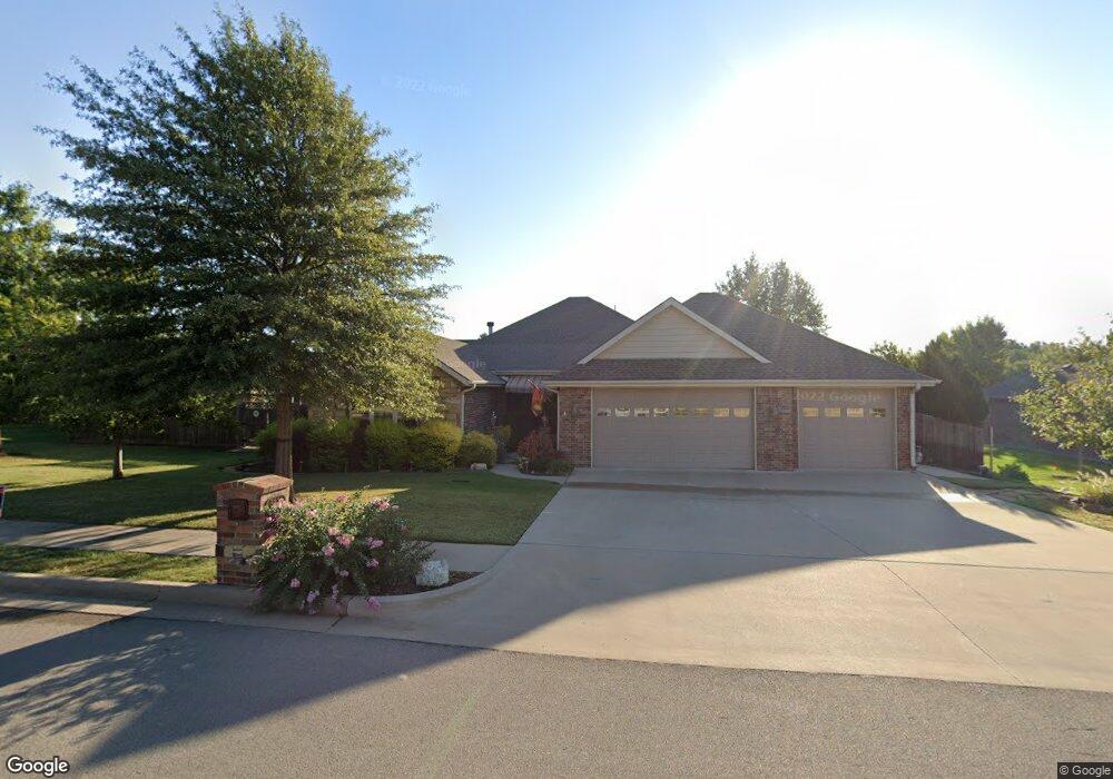 3114 Claremont Dr, Bartlesville, OK 74006 - photo 1