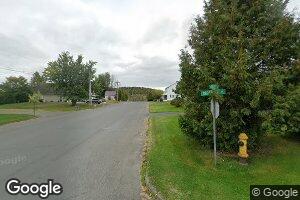 5 Roosevelt Ave, van Buren, ME 04785