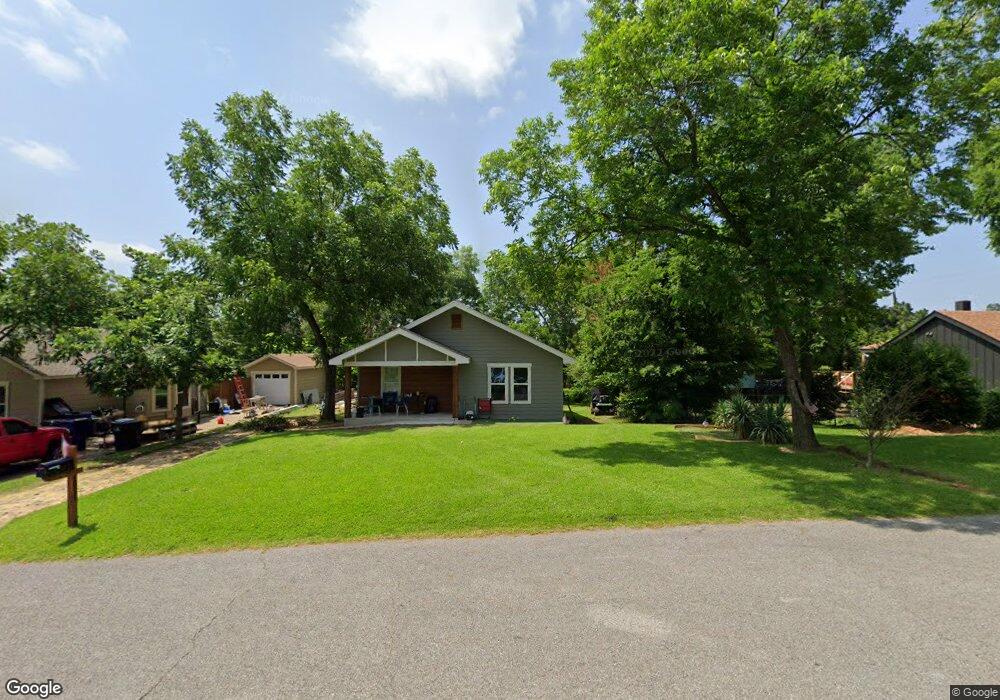 1522 W Chestnut St, Denison, TX 75020 - photo 1