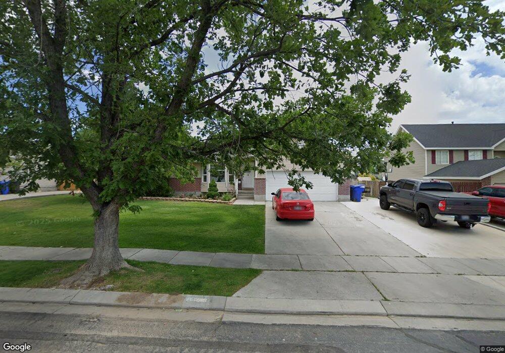 4964 W Robin Hill Rd, West Jordan, UT 84081 - photo 1