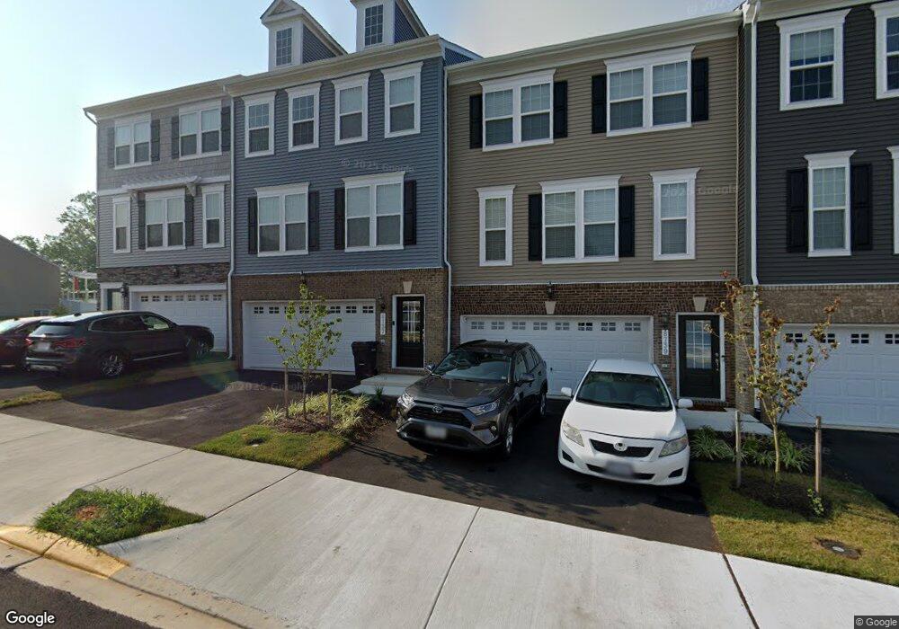 8737 Elsing Green Dr, Manassas, VA 20112 - photo 1