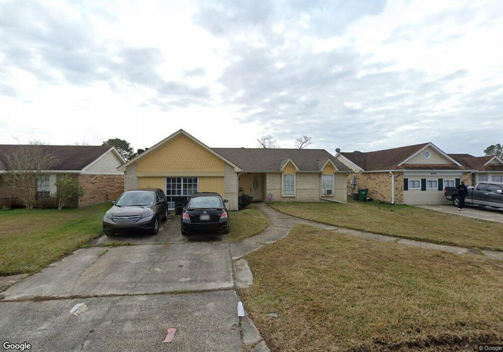 2018 Hempstead Dr, Slidell, LA 70461 - photo 1