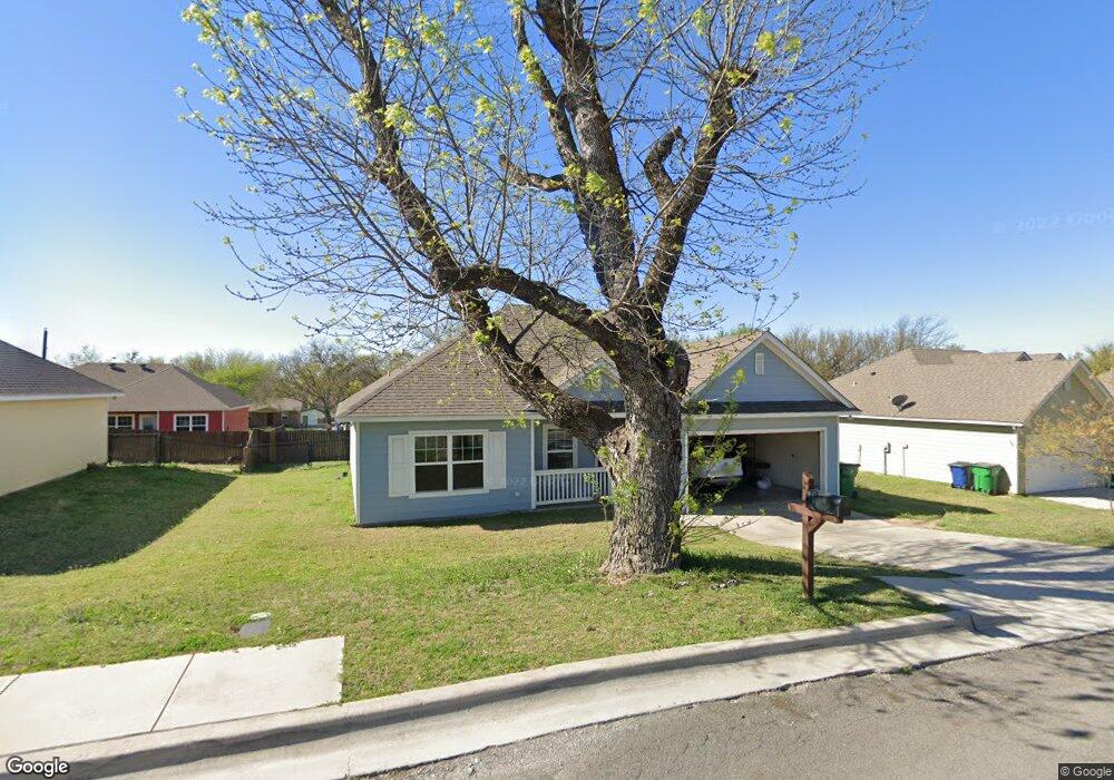 301 W Carpenter St, Decatur, TX 76234 - photo 1