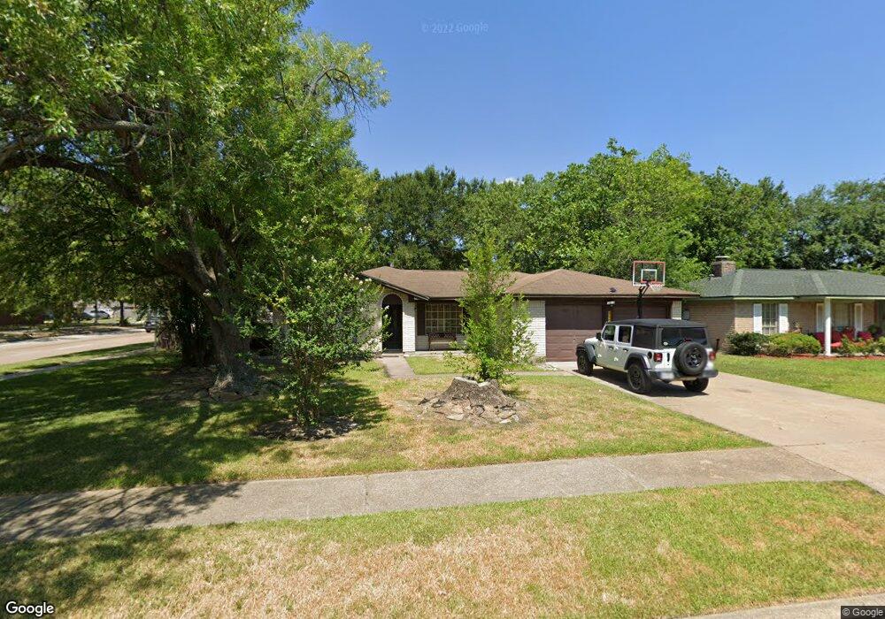 9003 Winding River Dr, Houston, TX 77088 - photo 1