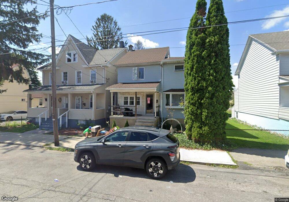 880 N Locust St, Hazleton, PA 18201 - photo 1