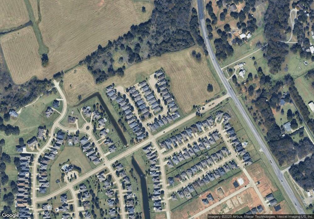 215 Captains Ct, Granbury, TX 76049 - photo 1