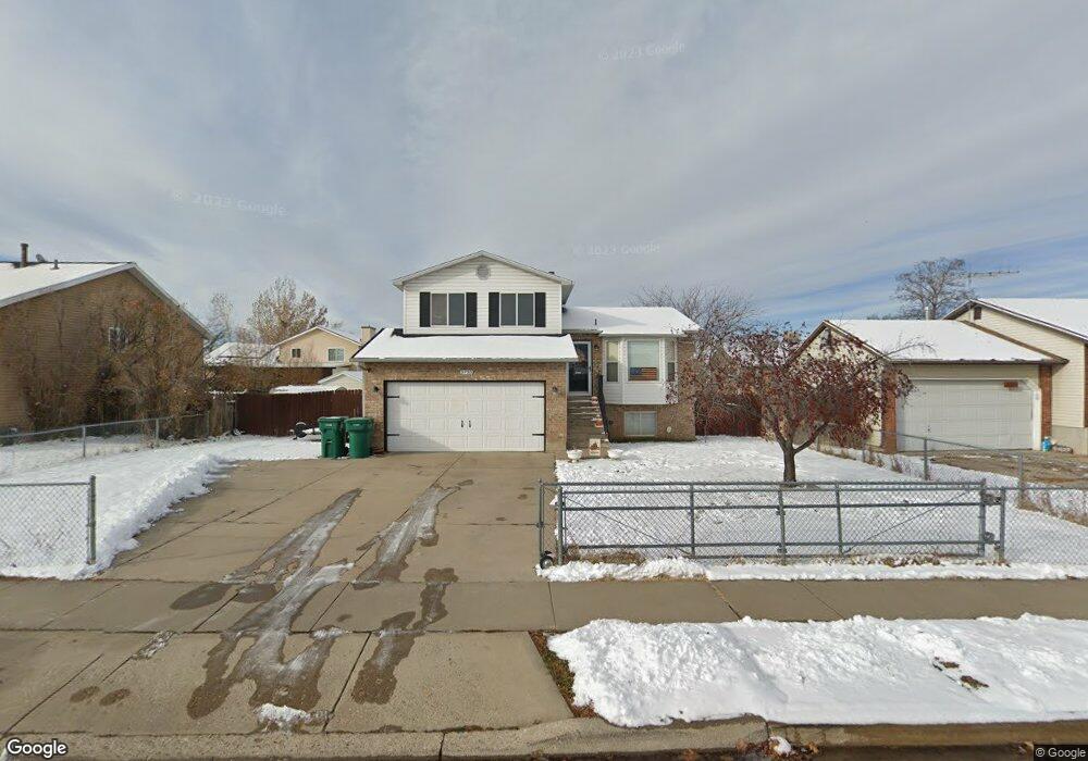 5755 S 3975 W, Roy, UT 84067 - photo 1